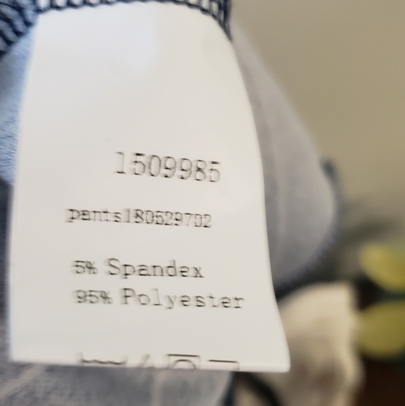 *3/$20 Black White Pinstripe Skinny Leg Dress Pants - Picture 4 of 4